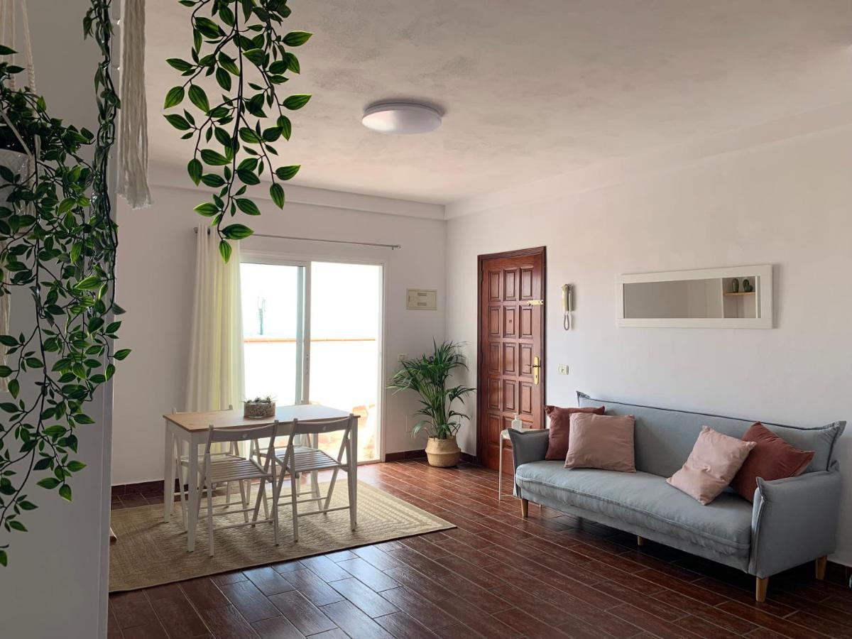 Vivienda Vacacional La Plaza Santa Ursula  Exterior photo